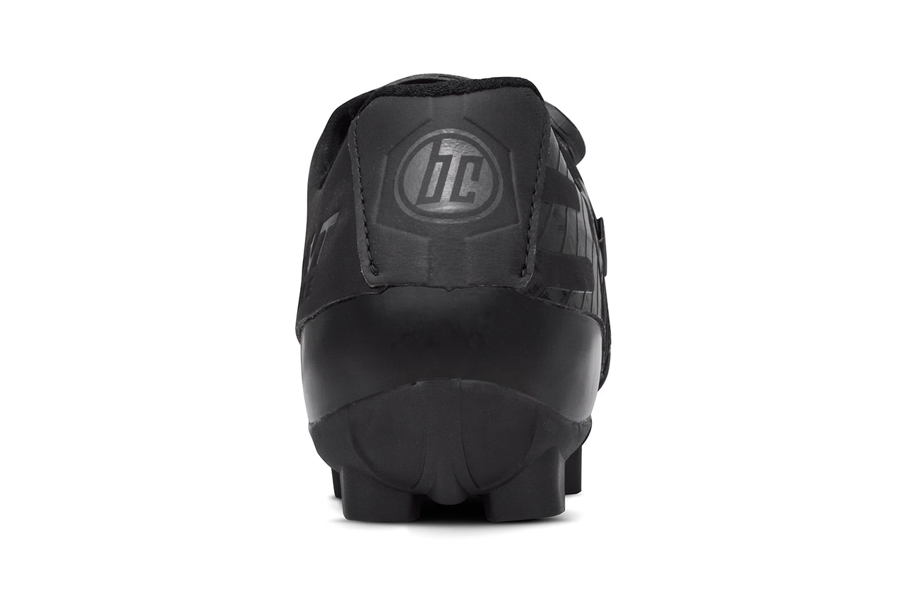 Riot MTB+ Black/Black (outlet)